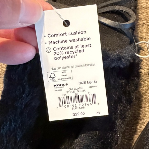 Sonoma Women's Black Moccasin Slippers, size 7/8 - Picture 5 of 5